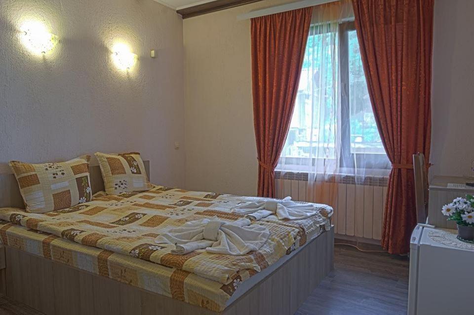 Hotel Стар Мерак Ribarica Exterior foto